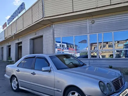 Mercedes-Benz E 240 1998 года за 3 500 000 тг. в Уральск – фото 14