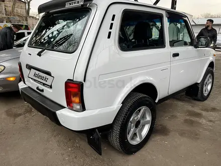 ВАЗ (Lada) Lada 2121 2019 года за 3 570 000 тг. в Алматы – фото 3