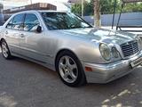 Mercedes-Benz E 430 1998 годаfor5 300 000 тг. в Шымкент