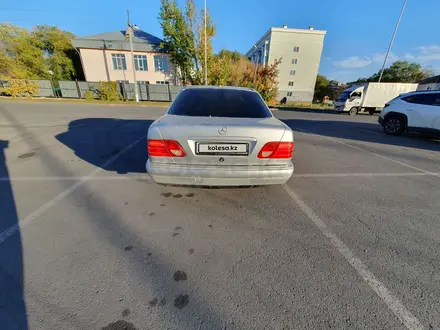 Mercedes-Benz E 320 1996 года за 1 650 000 тг. в Астана – фото 5