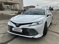 Toyota Camry 2019 года за 14 600 000 тг. в Жезказган