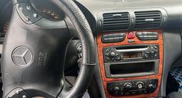 Mercedes-Benz C 180 2003 года за 2 000 000 тг. в Мерке – фото 5