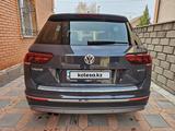 Volkswagen Tiguan 2018 года за 11 400 000 тг. в Темиртау – фото 5