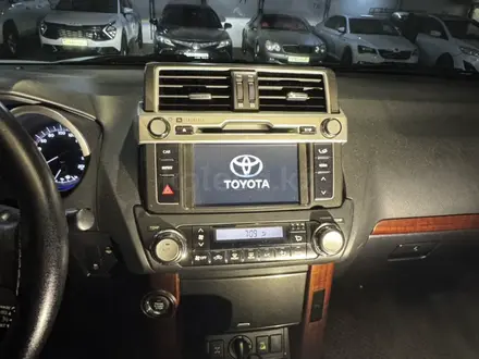 Toyota Land Cruiser Prado 2017 года за 26 500 000 тг. в Алматы – фото 11