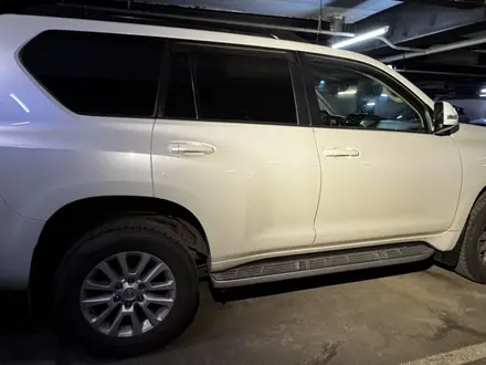 Toyota Land Cruiser Prado 2017 года за 26 500 000 тг. в Алматы – фото 9