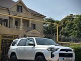 Toyota 4Runner 2021 года за 24 000 000 тг. в Актау