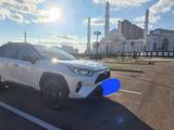 Toyota RAV4 2021 года за 18 000 000 тг. в Астана
