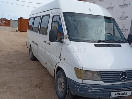 Mercedes-Benz Sprinter 2000 года за 3 500 000 тг. в Алматы – фото 2