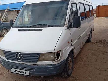 Mercedes-Benz Sprinter 2000 года за 3 500 000 тг. в Алматы – фото 3