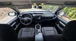 Toyota Hilux 2018 года за 14 300 000 тг. в Шымкент – фото 2