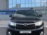 Toyota Highlander 2014 года за 15 900 000 тг. в Караганда – фото 2