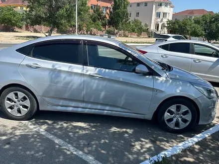 Hyundai Accent 2015 года за 5 700 000 тг. в Актау – фото 4