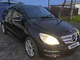 Mercedes-Benz B 180 2009 года за 3 400 000 тг. в Атырау – фото 4