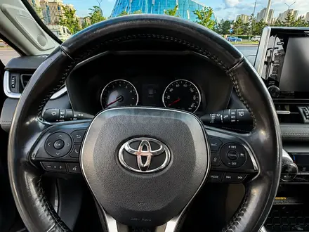 Toyota RAV4 2019 года за 14 755 000 тг. в Астана – фото 17