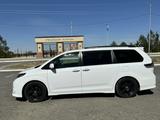 Toyota Sienna 2016 года за 9 000 000 тг. в Актобе – фото 4