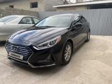 Hyundai Sonata 2019 года за 8 900 000 тг. в Шымкент – фото 3