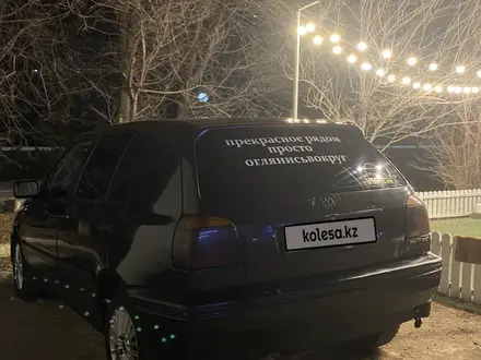 Volkswagen Golf 1995 года за 1 300 000 тг. в Кокшетау – фото 2