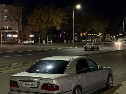 Mercedes-Benz E 280 1996 года за 3 000 000 тг. в Шымкент – фото 2