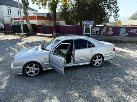 Mercedes-Benz E 280 1996 года за 3 000 000 тг. в Шымкент