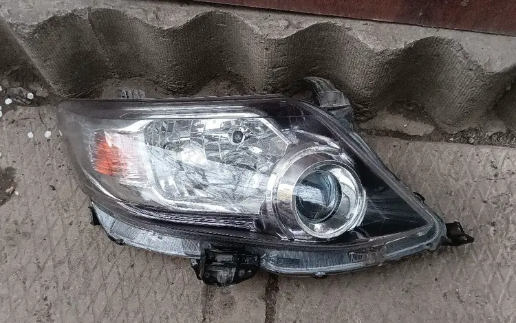 Фара правая toyota fortuner фирса Depo б. У почти новая.үшін65 000 тг. в Алматы