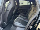 Porsche Taycan 2022 года за 30 490 000 тг. в Алматы – фото 4