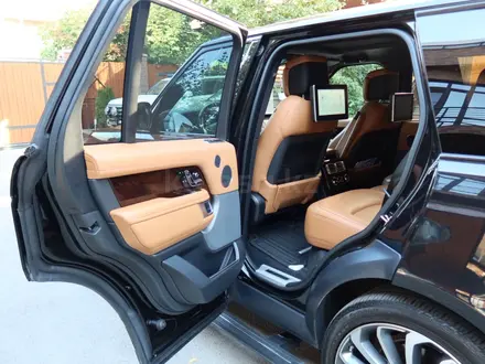 Land Rover Range Rover 2020 года за 48 000 000 тг. в Алматы – фото 6