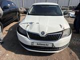 Skoda Rapid 2014 годаүшін1 350 000 тг. в Алматы – фото 2