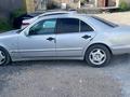 Mercedes-Benz E 280 1997 года за 1 800 000 тг. в Астана – фото 3