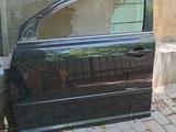Передняя левая дверь на Toyota Avensis второго поколение б.у оригинальная п за 60 000 тг. в Алматы – фото 3