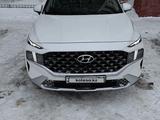 Hyundai Santa Fe 2022 года за 17 200 000 тг. в Астана – фото 2