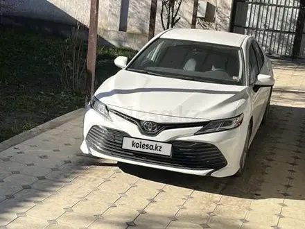 Toyota Camry 2020 года за 12 500 000 тг. в Алматы – фото 4