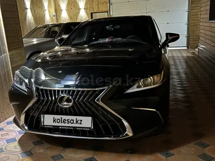 Lexus ES 250 2021 года за 19 999 999 тг. в Кокшетау