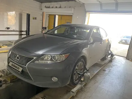 Lexus ES 300h 2014 года за 8 000 000 тг. в Актау – фото 4