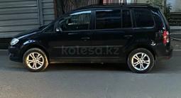 Volkswagen Touran 2007 года за 4 000 000 тг. в Алматы – фото 2