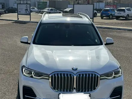 BMW X7 2019 года за 37 000 000 тг. в Астана