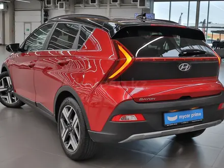 Hyundai Bayon 2023 года за 7 190 000 тг. в Алматы – фото 4