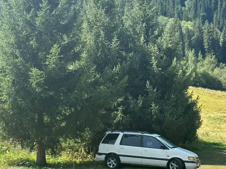 Mitsubishi Space Wagon 1993 года за 1 100 000 тг. в Алматы – фото 7