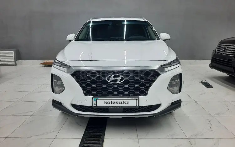 Hyundai Santa Fe 2019 года за 15 500 000 тг. в Шымкент