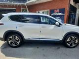 Hyundai Santa Fe 2019 года за 15 500 000 тг. в Шымкент – фото 4