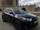 Toyota Highlander 2019 годаfor21 500 000 тг. в Усть-Каменогорск