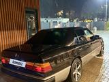 Mercedes-Benz E 200 1990 года за 1 350 000 тг. в Шу – фото 4