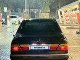 Mercedes-Benz E 200 1990 года за 1 350 000 тг. в Шу – фото 2