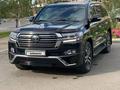 Toyota Land Cruiser 2017 года за 37 500 000 тг. в Астана