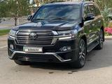 Toyota Land Cruiser 2017 года за 37 000 000 тг. в Астана