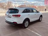 Kia Sorento 2015 года за 9 700 000 тг. в Актобе – фото 4