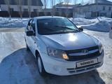 ВАЗ (Lada) Granta 2190 2015 годаүшін2 600 000 тг. в Актобе