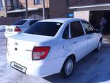 ВАЗ (Lada) Granta 2190 2015 года за 2 600 000 тг. в Актобе – фото 4