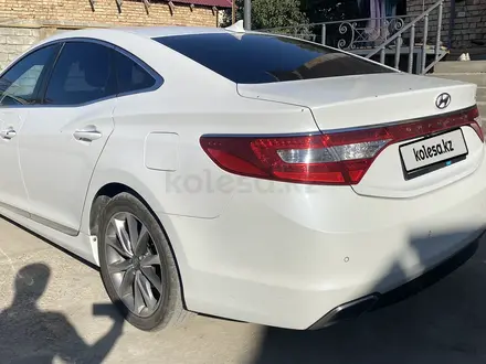 Hyundai Grandeur 2014 года за 10 000 000 тг. в Шымкент – фото 8