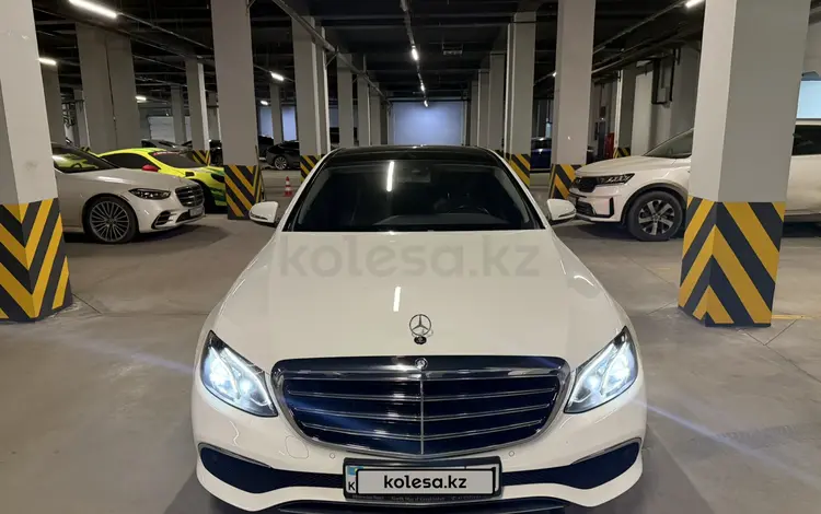 Mercedes-Benz E 200 2016 годаfor17 800 000 тг. в Алматы