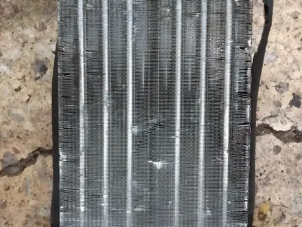 Радиатор печки Мерседес 210 за 15 000 тг. в Караганда – фото 2